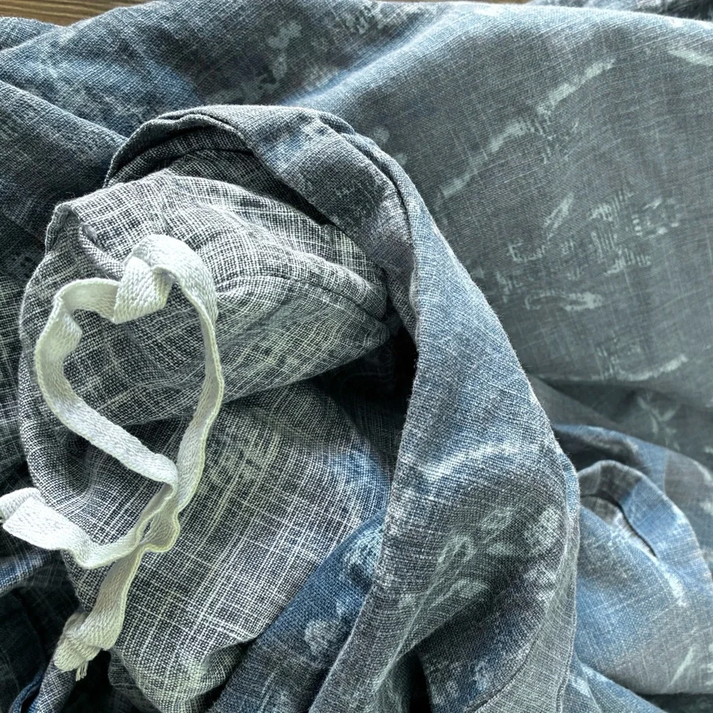 Restoration Hardware Italian Cotton Twin Duvet Cover Set – Blue Trellis